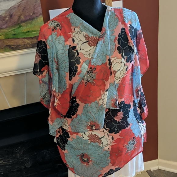 Boho Top NWOT(leaving shop) - Picture 8 of 16